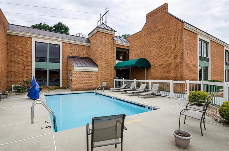 Best Western North Roanoke Troutville Екстериор снимка