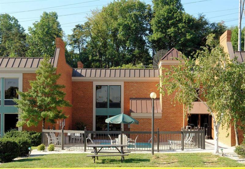 Best Western North Roanoke Troutville Екстериор снимка